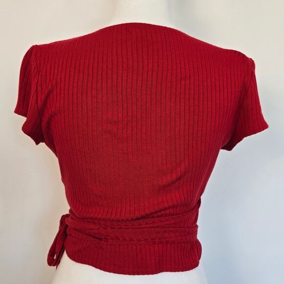 Reformation Red Ribbed Wrap Crop Top Size S Short Sleeve Stretch Knit - Picture 2 of 3